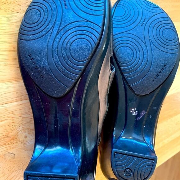 Aravon Sandals Comfort Walking Shoes Pewter Adj Straps Size 7 - Picture 10 of 10